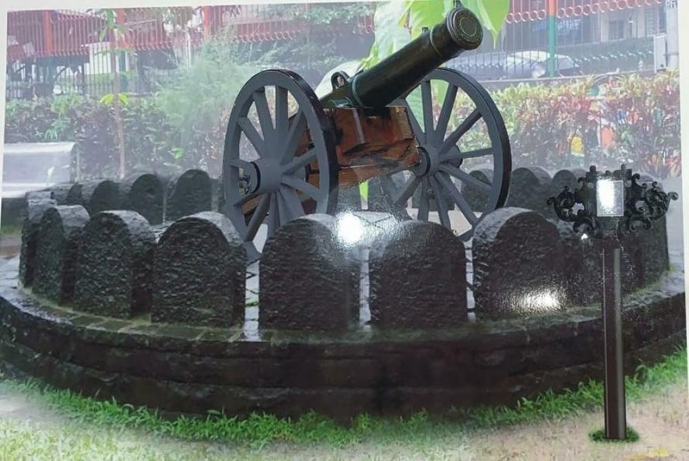 The Weekend Leader - 2 British-era cannons to adorn Mumbai garden